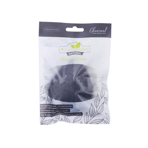 Brushworks Konjack sponge with charcoal for oily skin